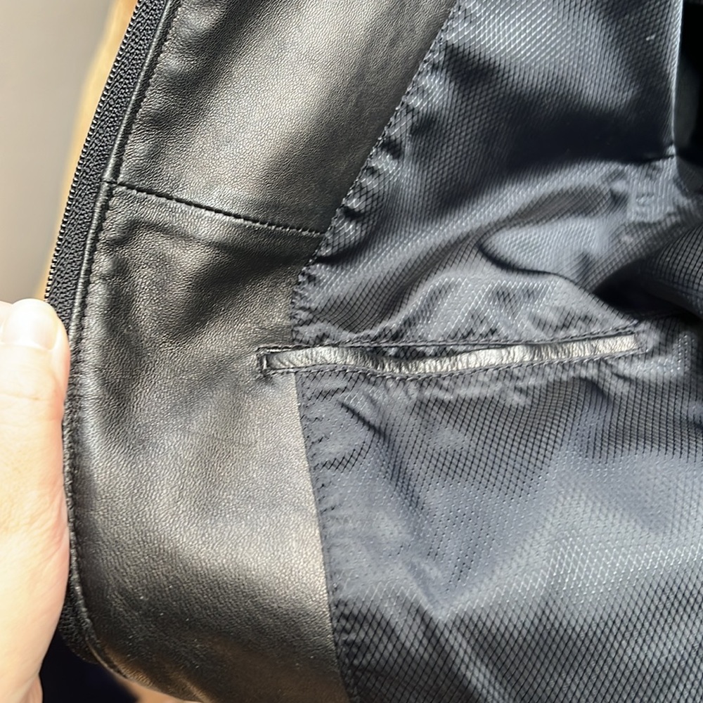 GUC Vintage Kenneth Cole NY Leather Jacket - Picture 6 of 14